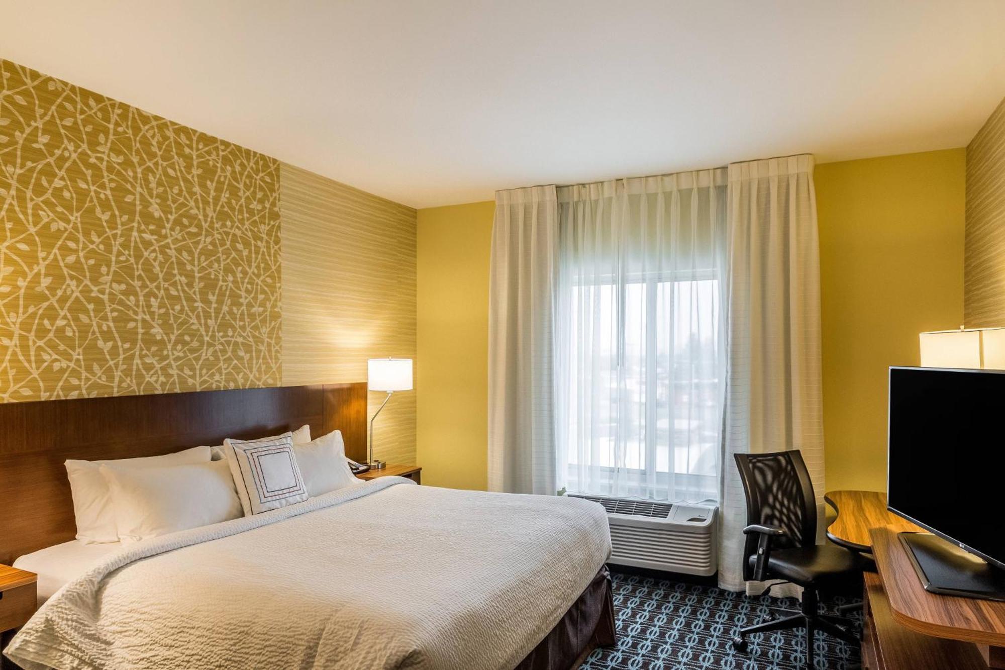 Fairfield & By Marriott 3*